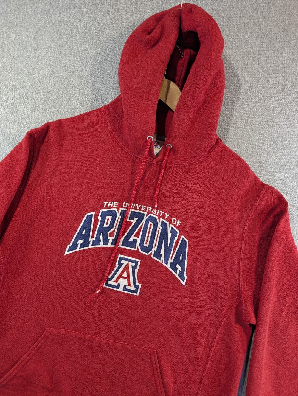 Vintage University Of Arizona Hoodie Unisex Large Red Blue White On Russell Tag